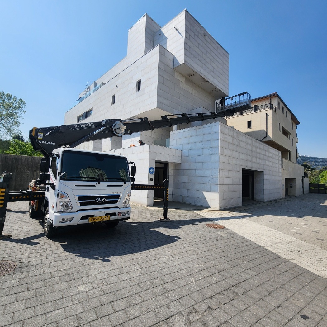 수원 스카이차 간판 교체 작업