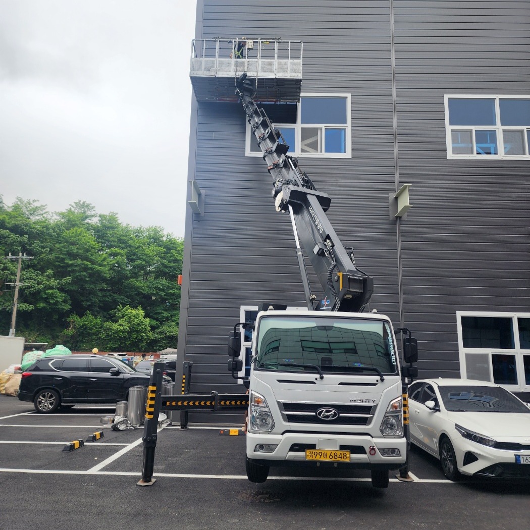 충남 아산 스카이차 간판 교체